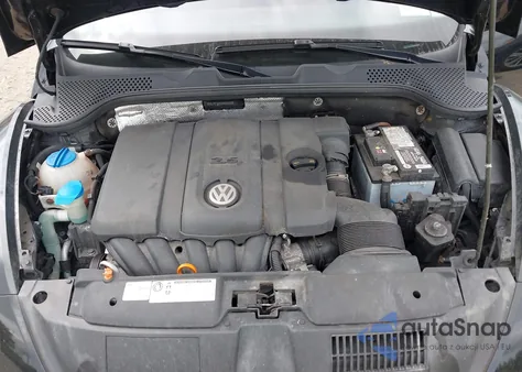 2012 Volkswagen Beetle 2.5L из США, поврежденный, VIN 3VWJP7AT0CM635283